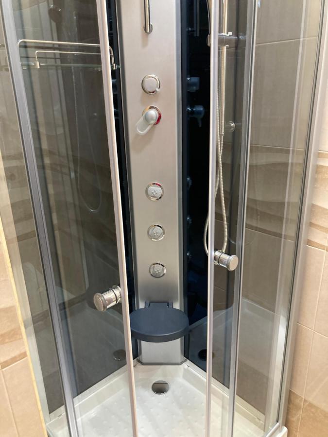 B&B La Reggia Di Rihanna Spa Касерта Екстериор снимка