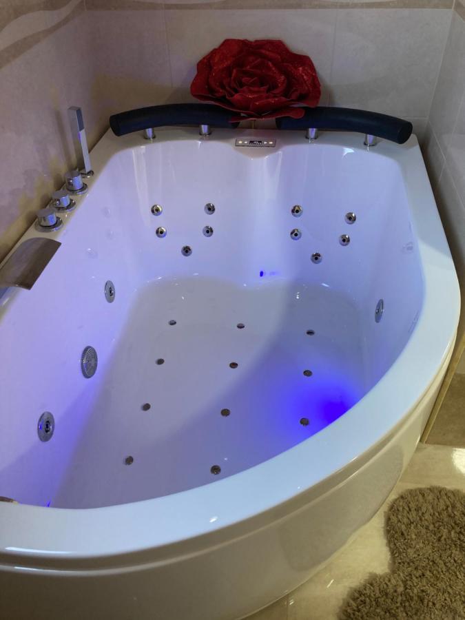 B&B La Reggia Di Rihanna Spa Касерта Екстериор снимка