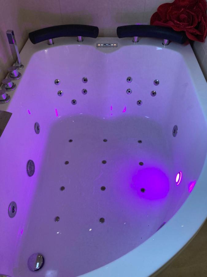 B&B La Reggia Di Rihanna Spa Касерта Екстериор снимка